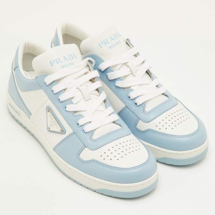 Pre Owned حذاء رياضي برادا جلد أبيض/أزرق داونتاون بعنق قصير مقاس 41