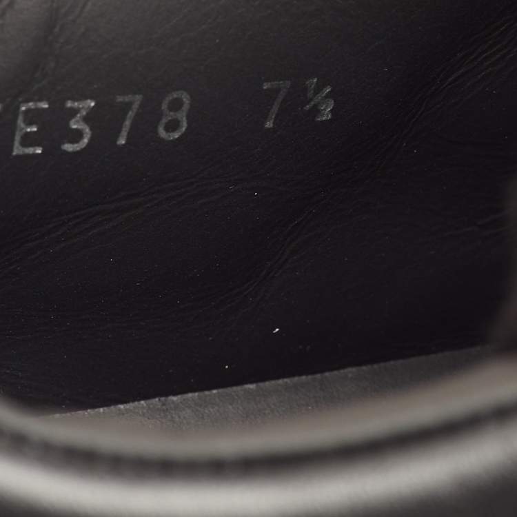 Pre Owned Prada Logo Plaque Size 41.5 Black Leather Lace Up Sneakers