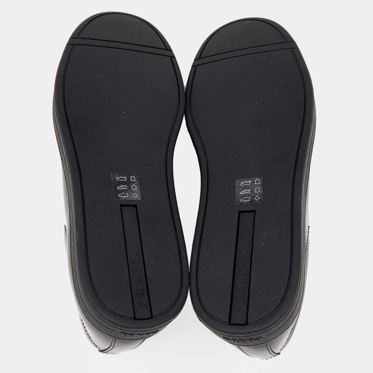 مملوكة مسبقًا Prada Black Leather Low Top Sneakers Size 41.5