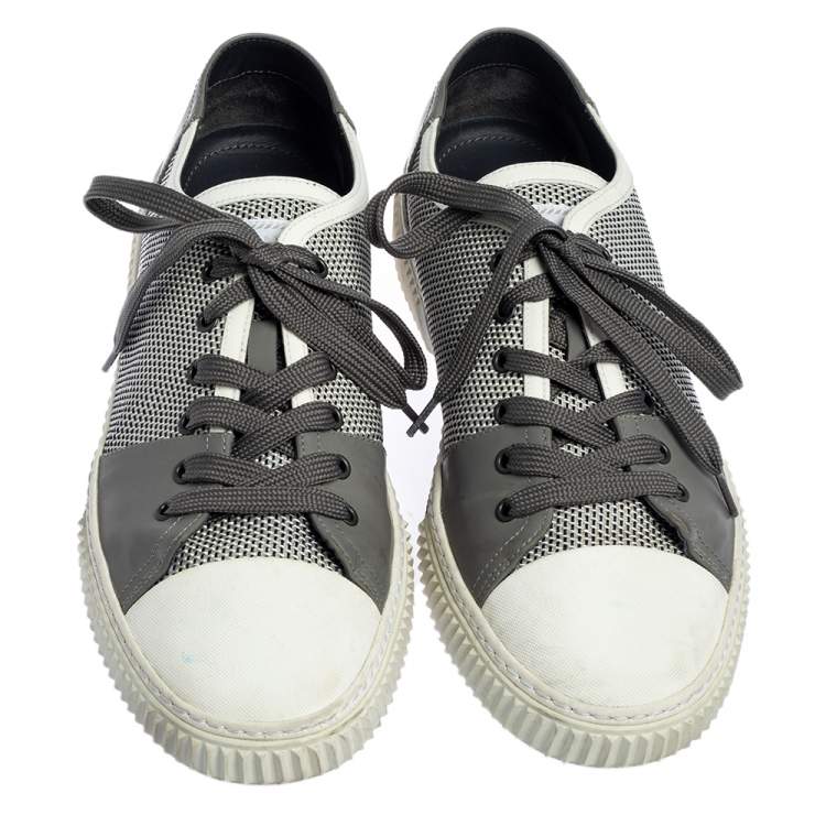 مملوكة مسبقًا Prada Sport White/Grey Nylon Knit And Rubber Lace Up Sneakers Size 45.5