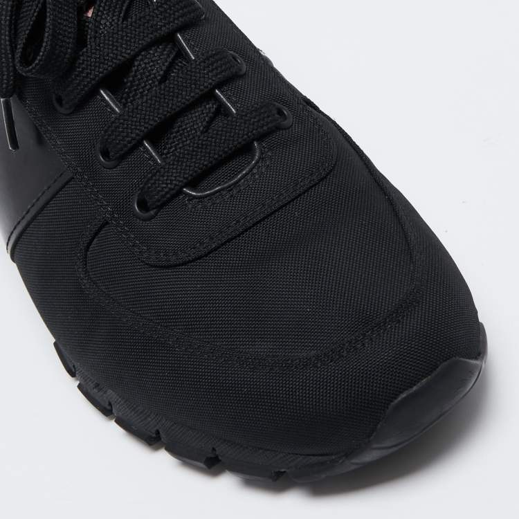 مملوكة مسبقًا Prada Sport Black Canvas and Leather Low-Top Sneakers Size 42