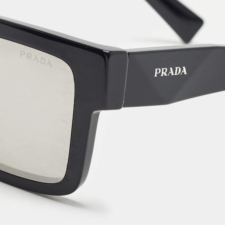 Pre Owned Prada Black/Silver Mirrored SPR 19W Squared Sunglasses