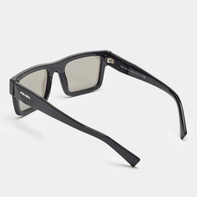 Pre Owned Prada Black/Silver Mirrored SPR 19W Squared Sunglasses