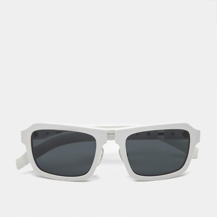 Pre Owned Prada White/Black SPR 09X Rectangle Sunglasses