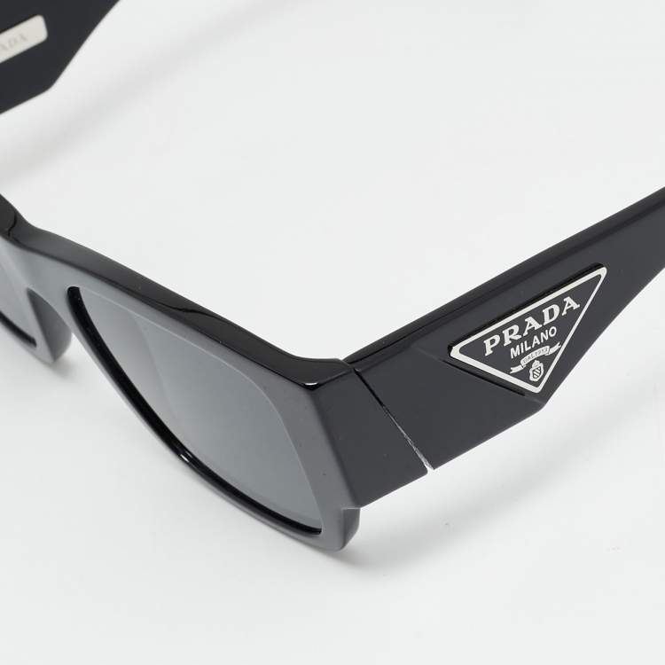 Pre Owned Prada Black SPR 10Z Symbole Square Sunglasses