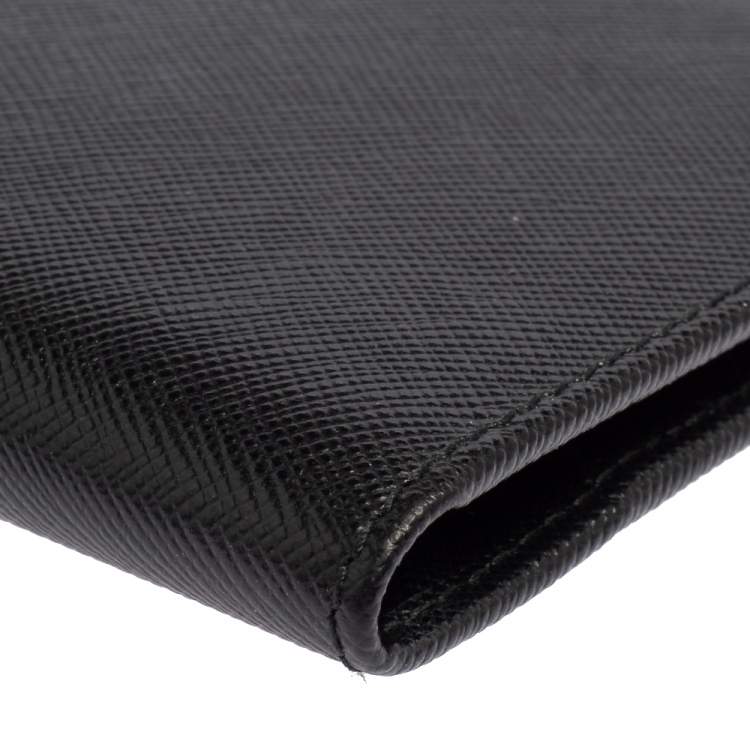 Pre Owned Prada Black Saffiano Lux Leather Passport Holder