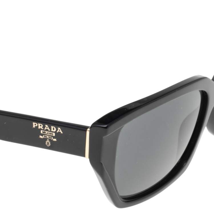 Pre Owned Prada Black SPR 15X Rectangle Sunglasses