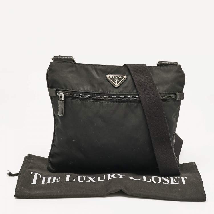 Pre Owned Prada Black Nylon Flat Messenger Bag
