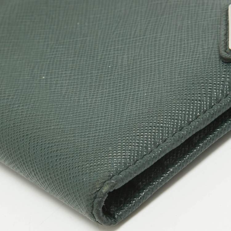 Pre Owned Prada Dark Green Saffiano Metal Leather Logo Bifold Wallet