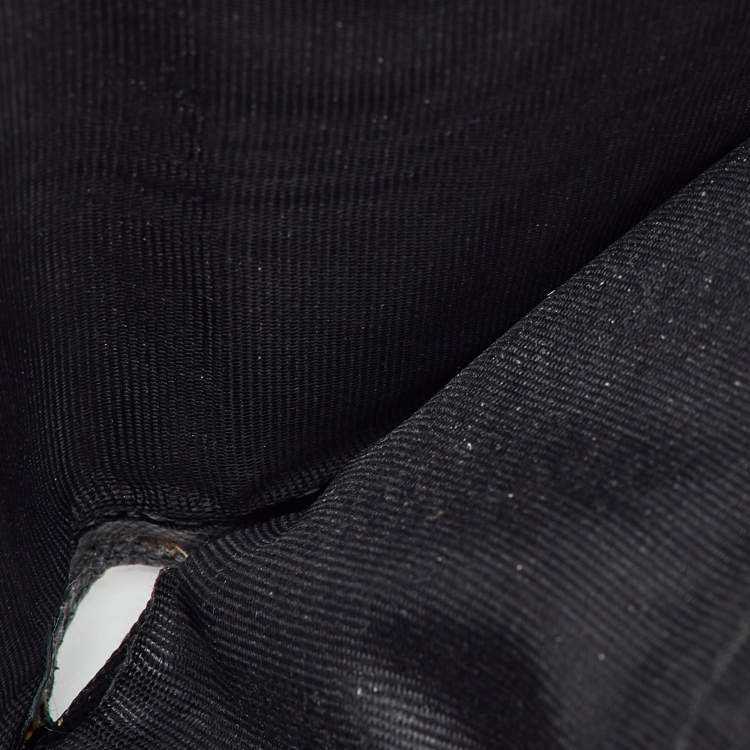 Pre Owned محفظة برادا ثنائية الطي جلد سافيانومعدني أسود بيلهوپ