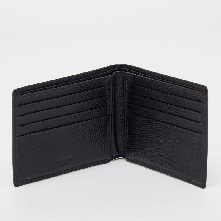 Pre Owned محفظة برادا ثنائية الطي جلد سافيانومعدني أسود بيلهوپ