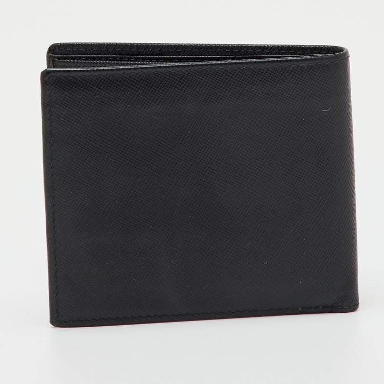 Pre Owned محفظة برادا ثنائية الطي جلد سافيانومعدني أسود بيلهوپ