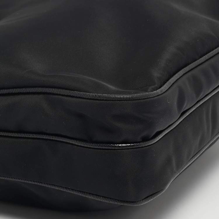مملوكة مسبقًا Prada Black Re-Nylon and Saffiano Leather Messenger Bag