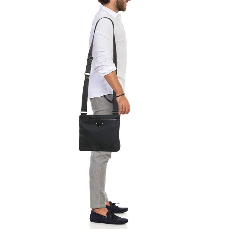 مملوكة مسبقًا Prada Black Re-Nylon and Saffiano Leather Messenger Bag