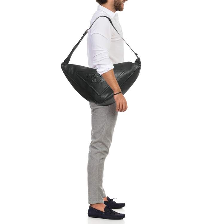 Pre Owned حقيبة برادا جلد فيتيلو دين منقوشة بشعار مثلث أسود