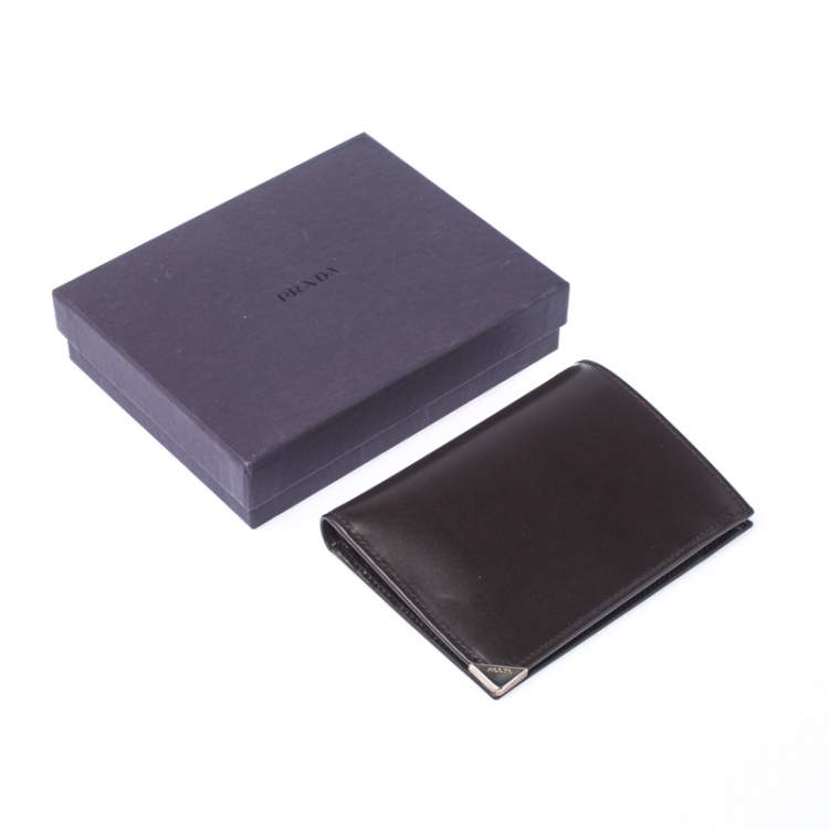 Pre Owned Prada Dark Brown Leather Bi Fold Card Holder