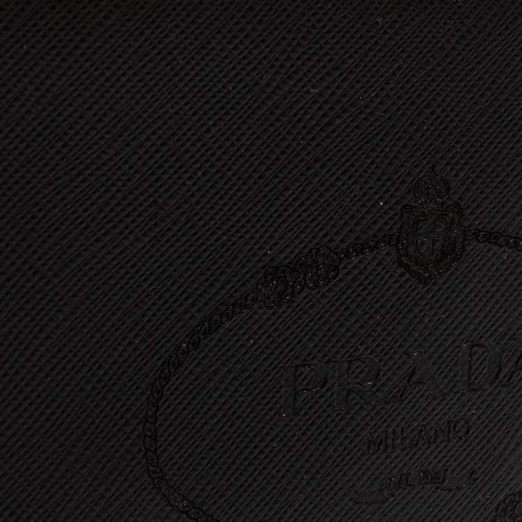 Pre Owned Prada Black Saffiano Lux Leather Logo Embossed Bifold Wallet