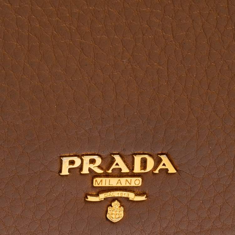 Pre Owned Prada Tan Leather Bifold Wallet
