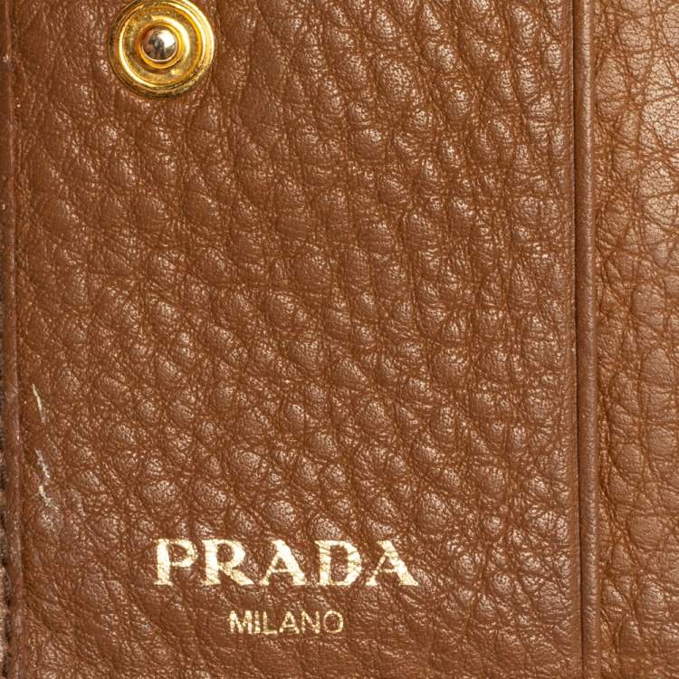 Pre Owned Prada Tan Leather Bifold Wallet
