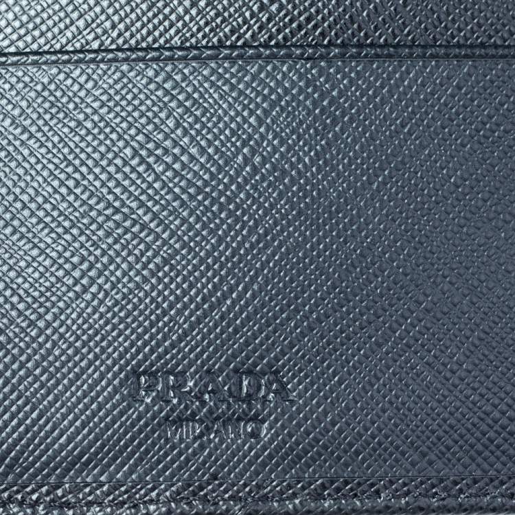 Pre Owned Prada Black Saffiano Leather Bi Fold Wallet 