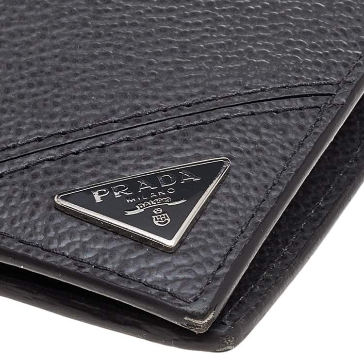 Pre Owned Prada Grey Vitello Grain Leather Bifold Wallet