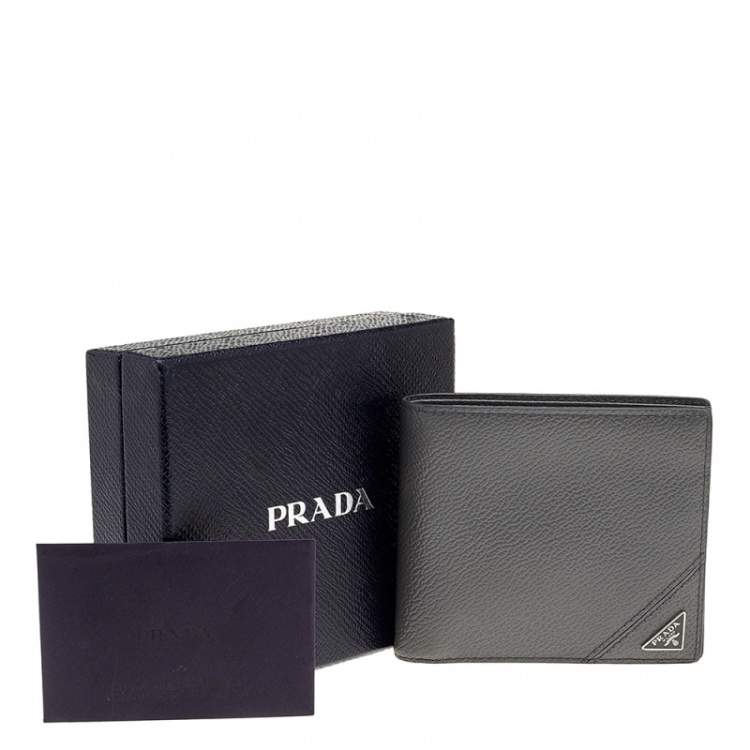 Pre Owned Prada Grey Vitello Grain Leather Bifold Wallet
