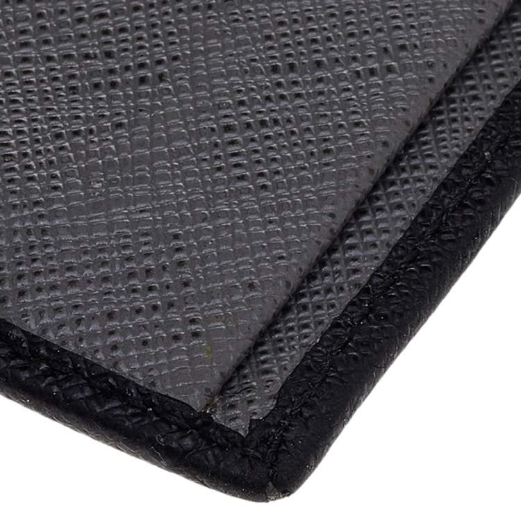 Pre Owned Prada Black Saffiano Leather Bifold Wallet  