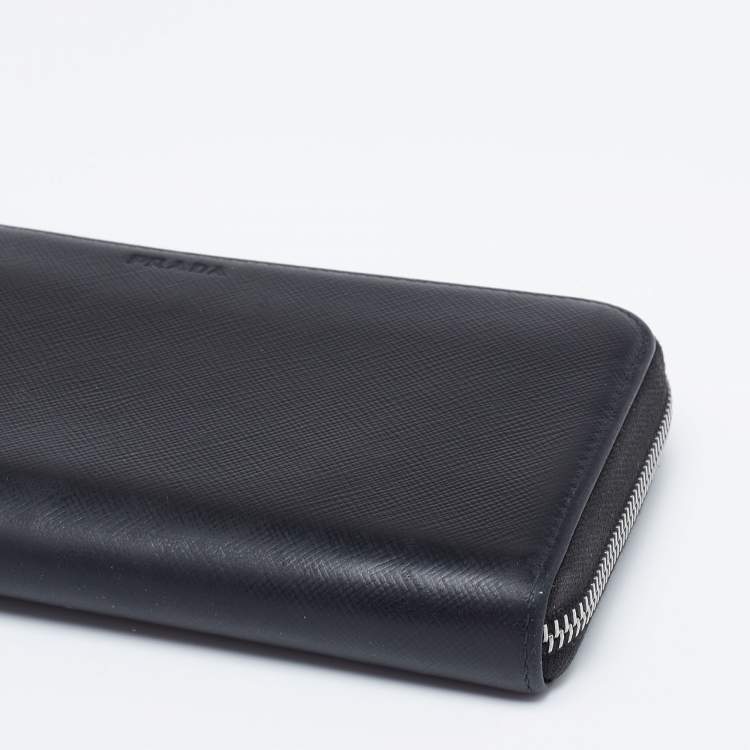 Pre Owned Prada Black Saffiano Leather Travel Zip Around Wallet