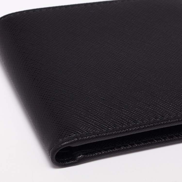 Pre Owned Prada Black Saffiano Metal Leather Bifold Compact Wallet
