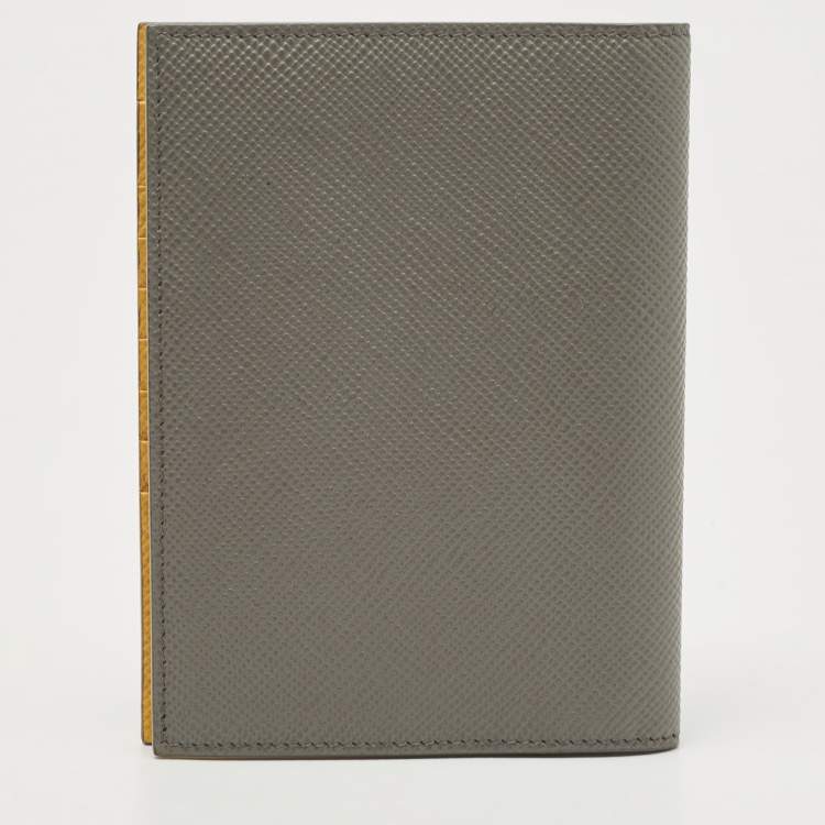 Pre Owned Prada Grey Saffiano Cuir Leather Triangle Logo Bifold Card Case