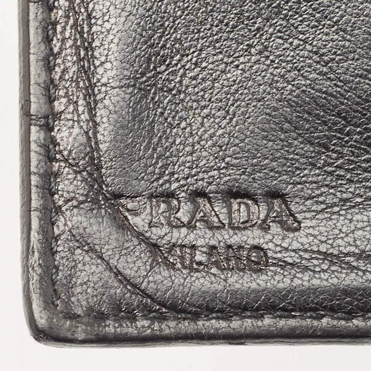 Pre Owned Prada Black Lizard Bifold Wallet