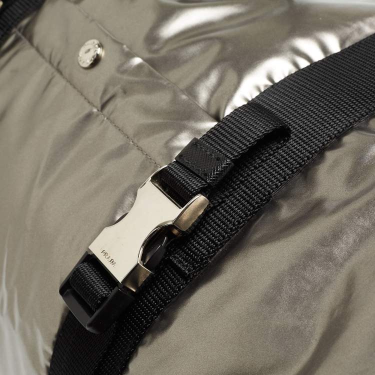 مملوكة مسبقًا Prada Black/Metallic Grey Tessuto Metal Duffel Bag