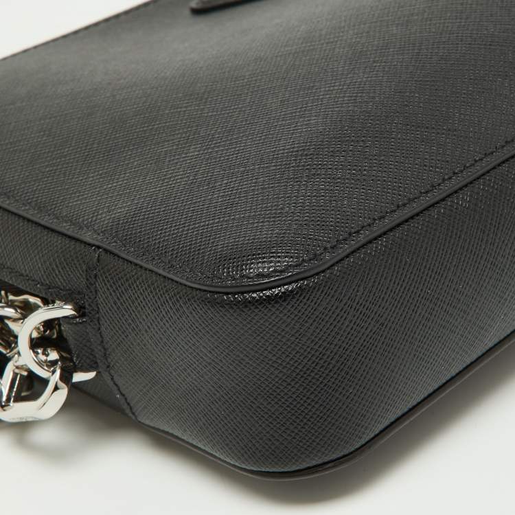 Pre Owned Prada Black Saffiano Leather Wristlet Zip Pouch