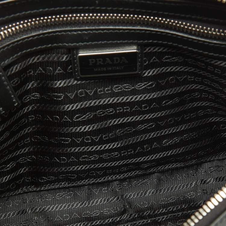 Pre Owned Prada Black Saffiano Leather Wristlet Zip Pouch