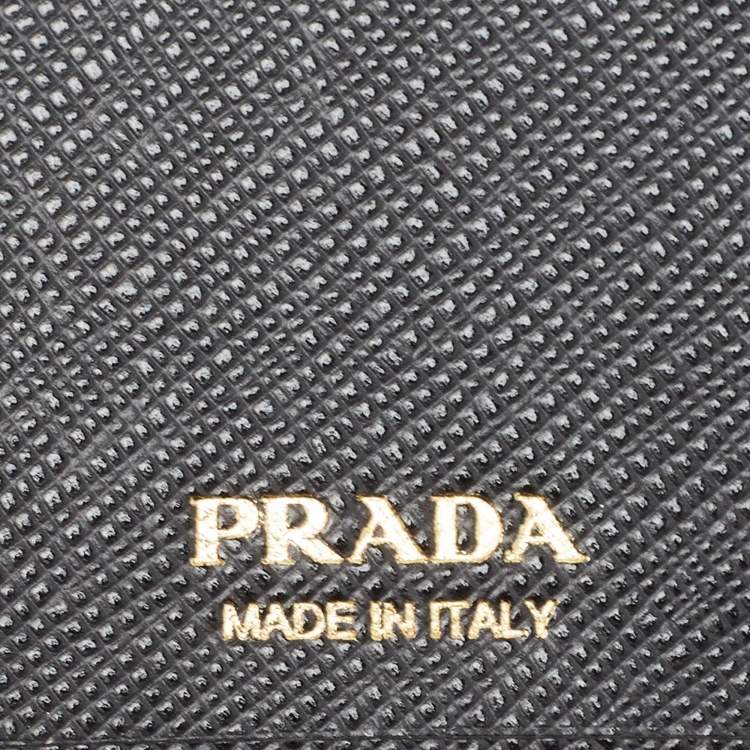 Pre Owned Prada Black Leather Bifold Wallet