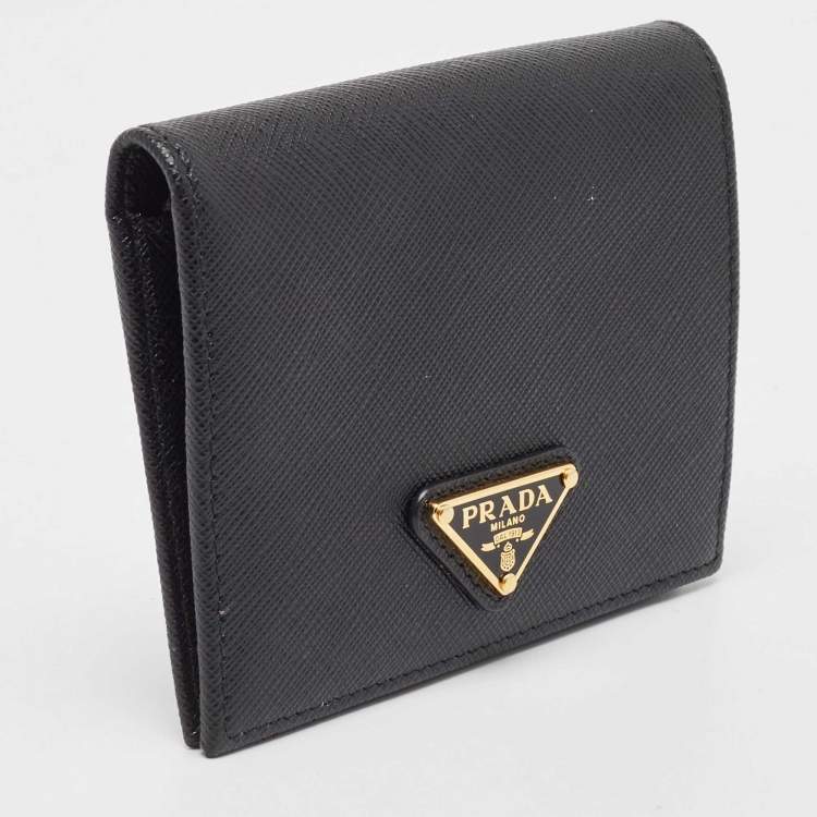 Pre Owned Prada Black Leather Bifold Wallet