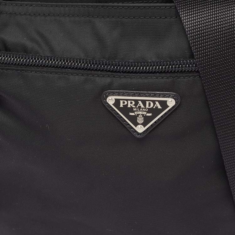 Pre Owned Prada Black Nylon Zip Messengers Bag