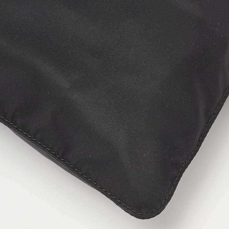 Pre Owned Prada Black Nylon Zip Messengers Bag