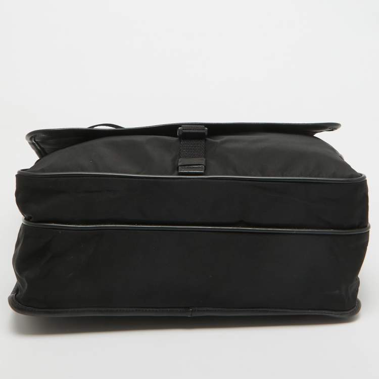 Pre Owned Prada Black Nylon and Leather Messenger Bag