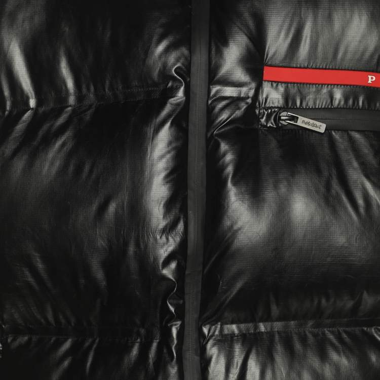 مملوكة مسبقًا سترة برادا أسود لايت ري-نايلون مملوء ريش مقاس ضخم جدا (إكس إكس لارج)