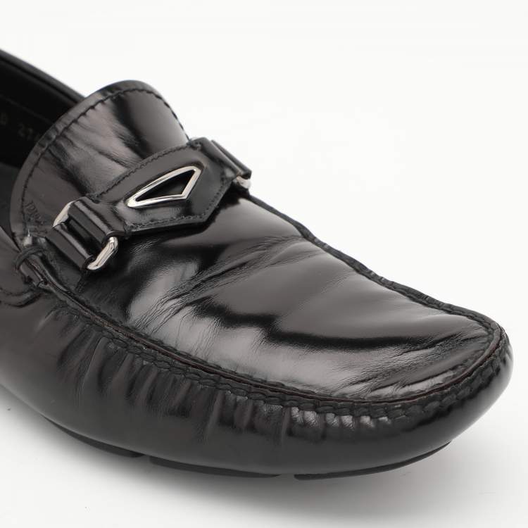 مملوكة مسبقًا Prada Black Leather Slip On Loafers Size 42.5
