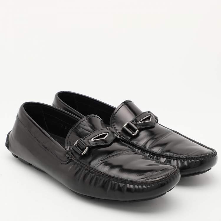 مملوكة مسبقًا Prada Black Leather Slip On Loafers Size 42.5