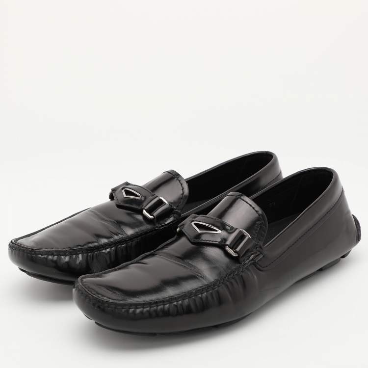 مملوكة مسبقًا Prada Black Leather Slip On Loafers Size 42.5