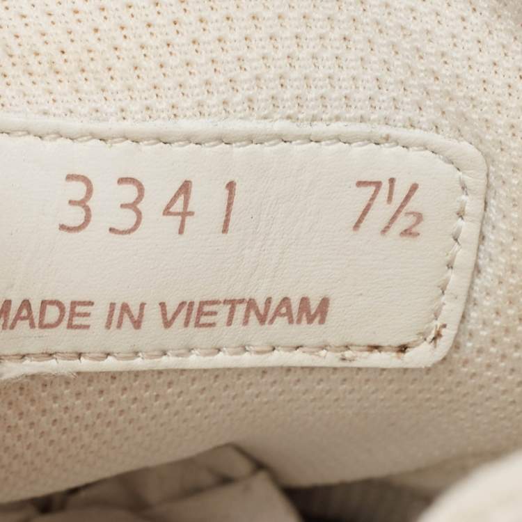 مملوكة مسبقًا Prada White Leather Lace Up Sneakers Size 41.5