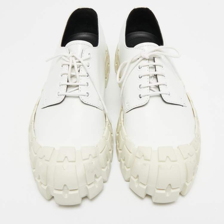 Pre Owned Prada White Brushed Leather Tyre Sole Derby Size 41