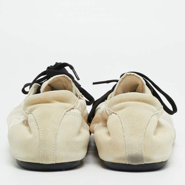 Pre Owned Prada Collapse Re-Nylon Size 41 Cream Nylon and Suede Lace Up Sneakers