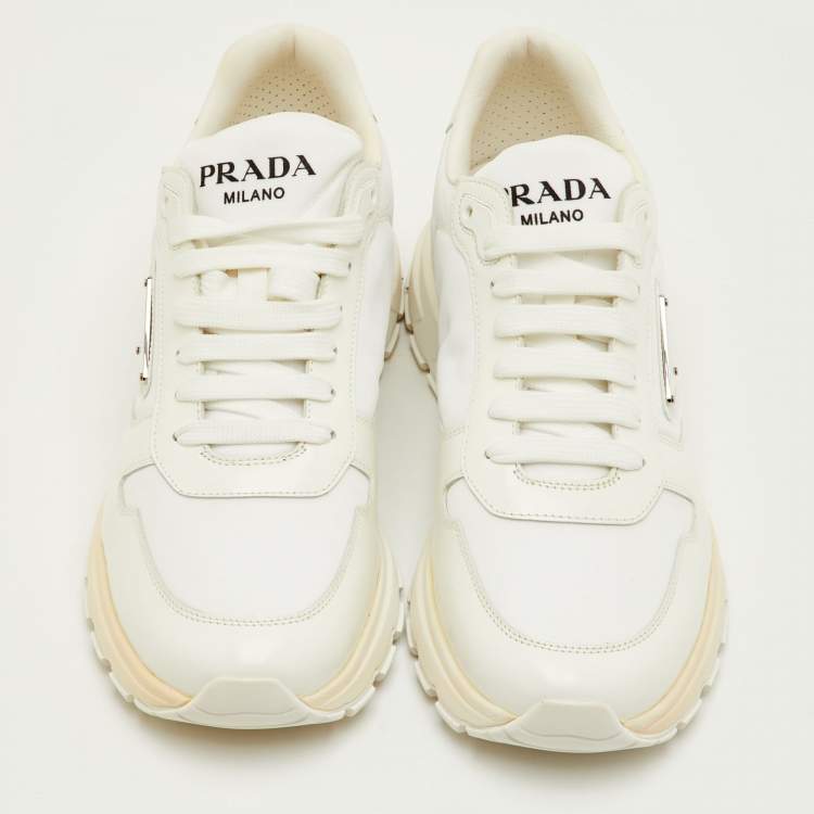 مملوكة مسبقًا Prada Prax 01 Size 41.5 White Leather and Nylon Low Top Sneakers