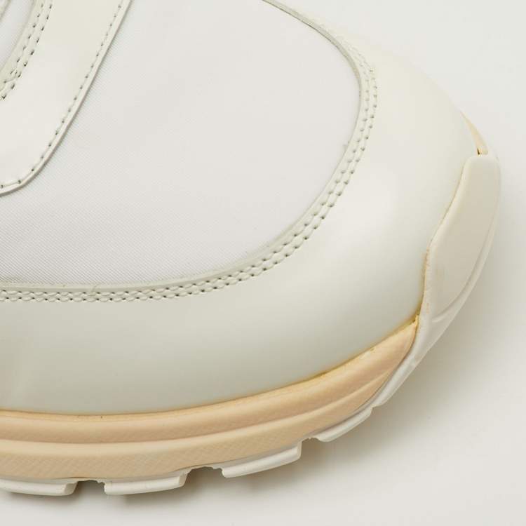 مملوكة مسبقًا Prada Prax 01 Size 41.5 White Leather and Nylon Low Top Sneakers