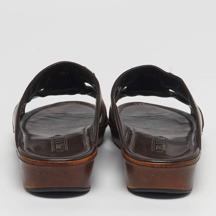 Pre Owned Prada Size 42 Brown Leather Double Strap Flat Sandals