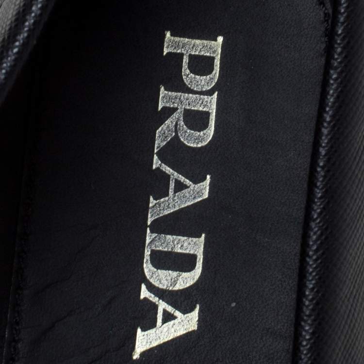 مملوكة مسبقًا Prada Black/Brown Leather Penny Loafers Size 42